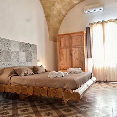 Lägenhet La Casa Di Patty Alezio